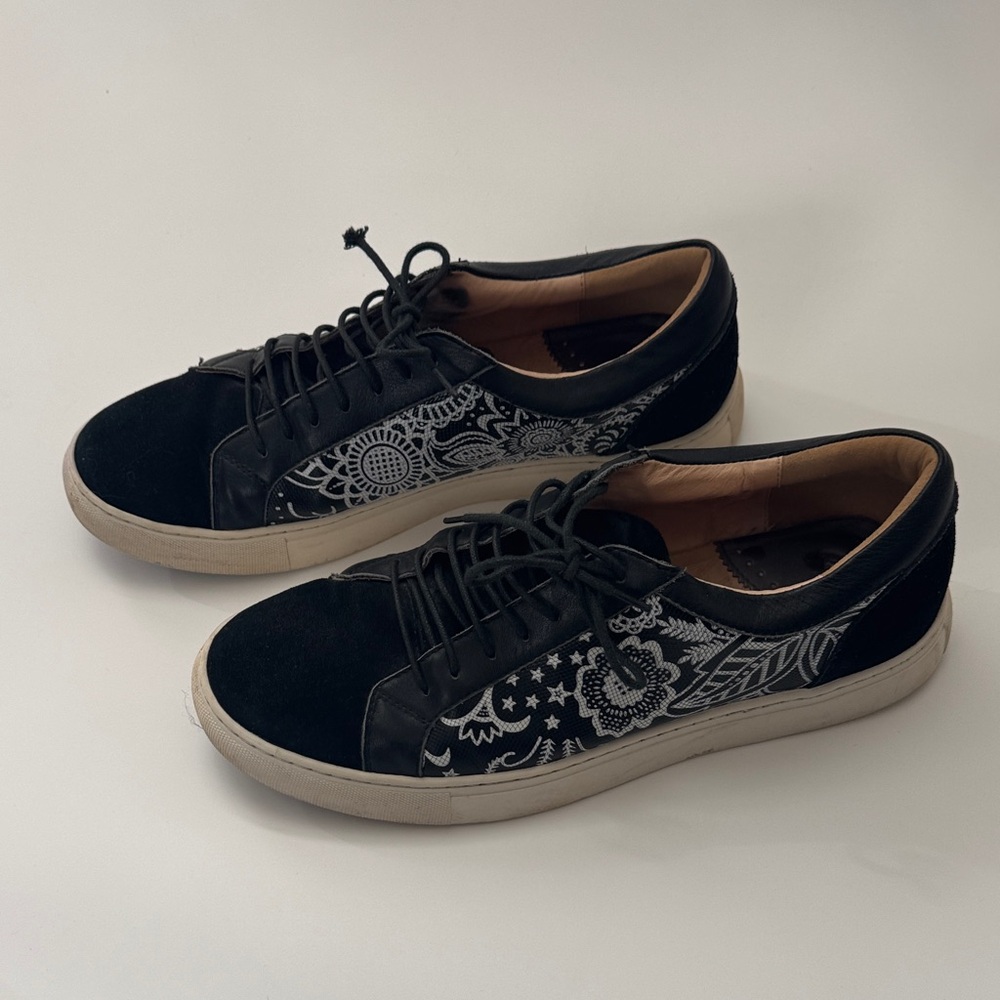Robert Graham Black and White Patterned Sneakers